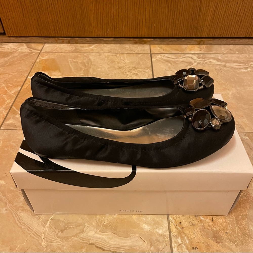 NINE WEST Satin Jewelled Flats